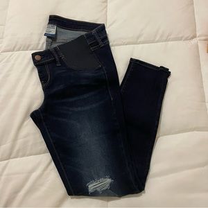 Old Navy Maternity Rockstar Skinny Jean